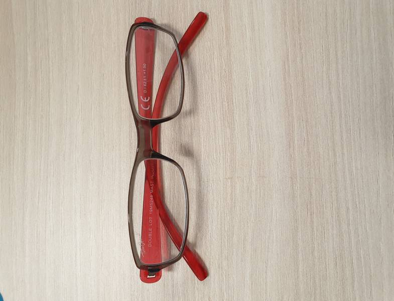 Lunettes de vue rouge